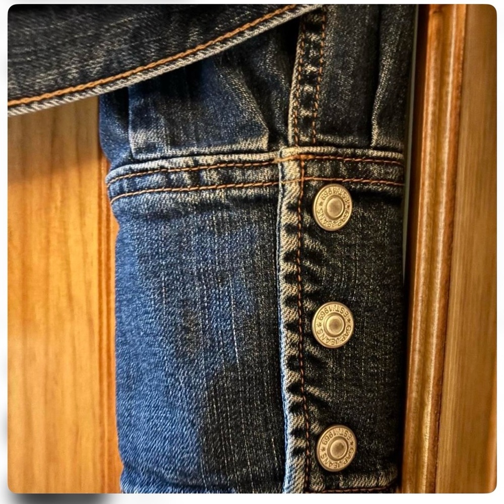 Vintage GAP Women's Dark Blue Jean Jacket Y2K like new - Picture 4 of 16